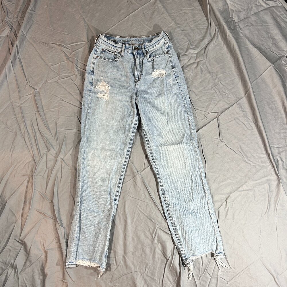 American Eagle Highest Rise 90s Boyfriend Size 4 Long